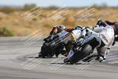 media/Feb-09-2025-CVMA (Sun) [[503986ac15]]/Race 8-Formula LW Twins Shootout/